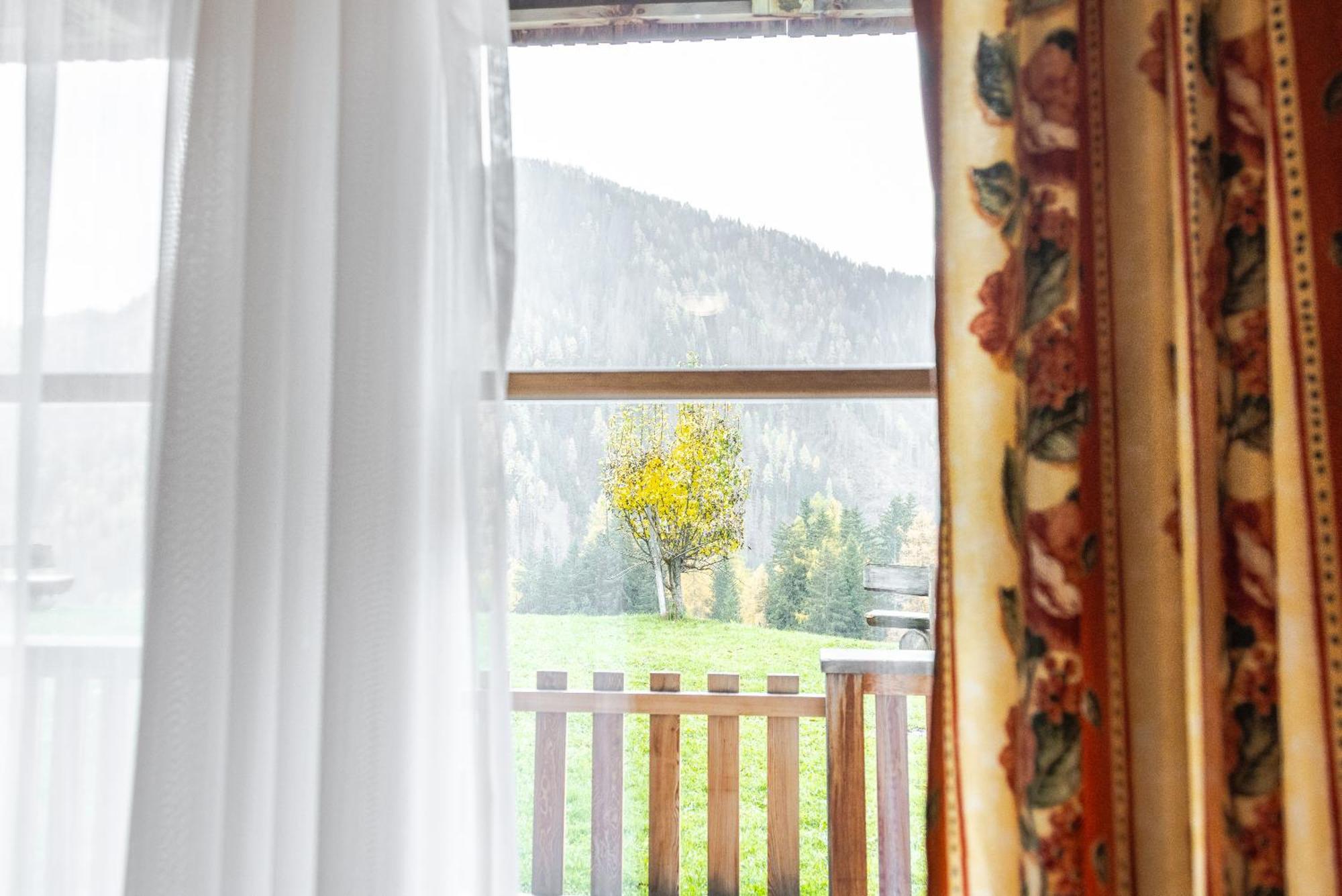 Hotel Pension Odles San Martino in Badia Esterno foto