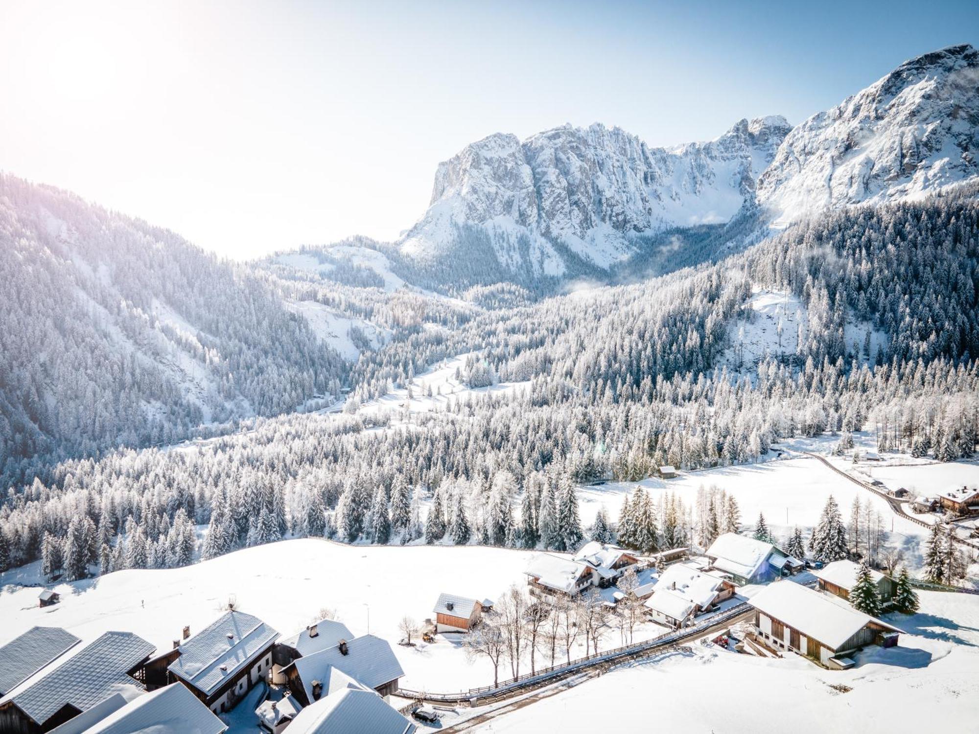 Hotel Pension Odles San Martino in Badia Esterno foto