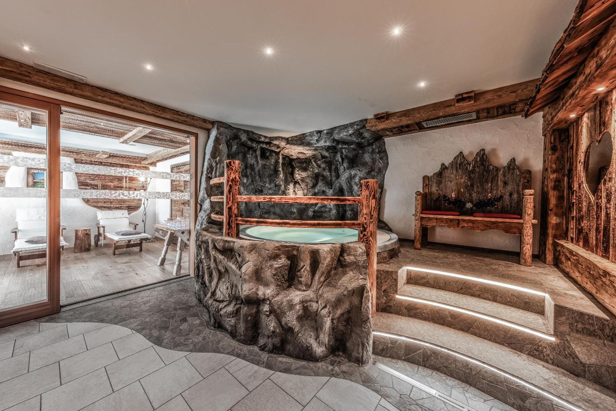Hotel Pension Odles San Martino in Badia Esterno foto