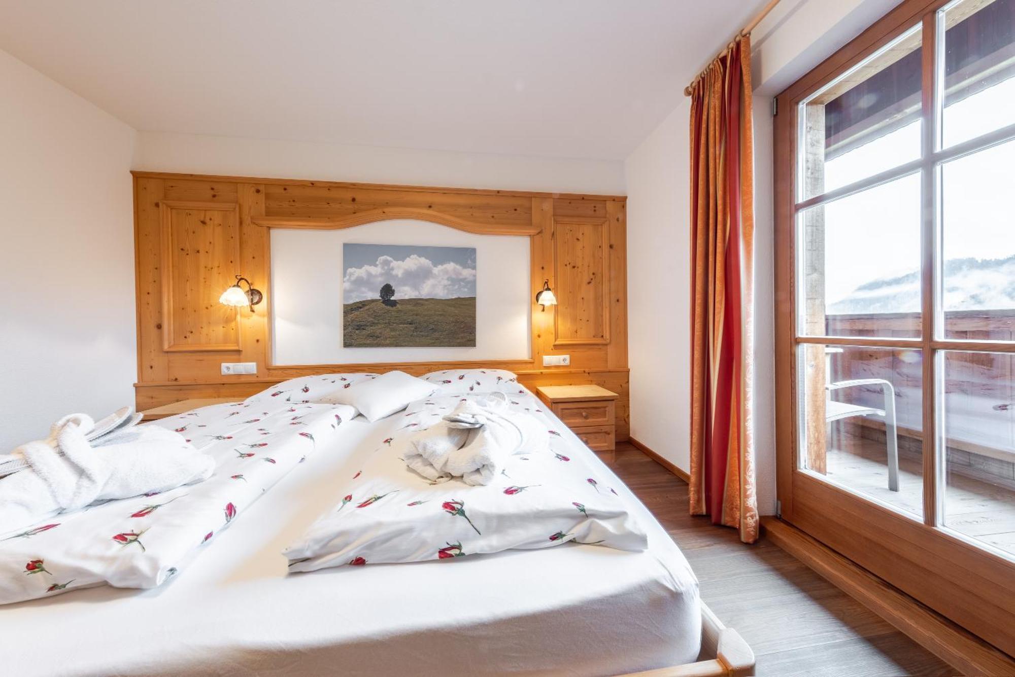 Hotel Pension Odles San Martino in Badia Esterno foto